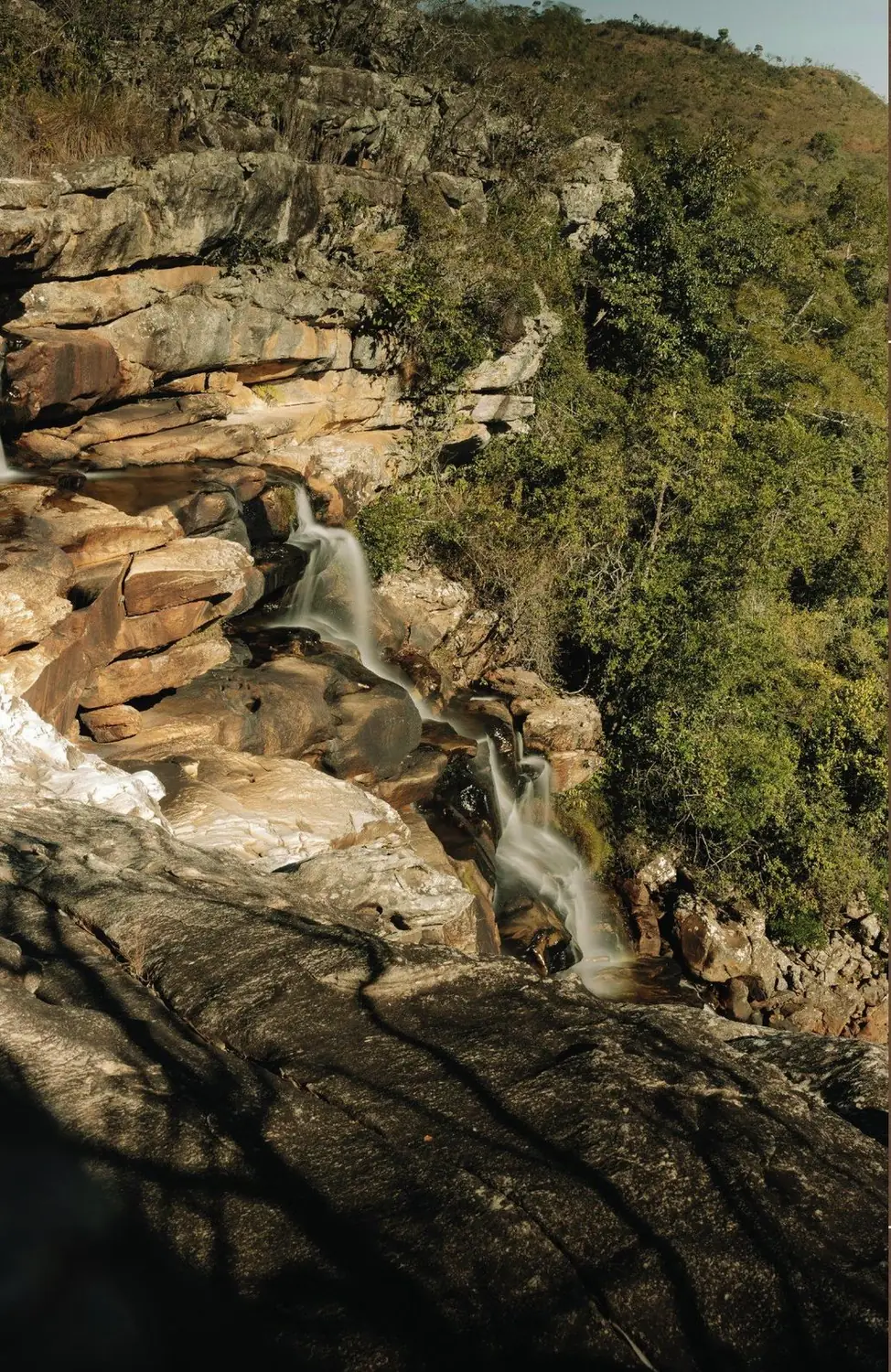 Cachoeira em meio ao cerrado